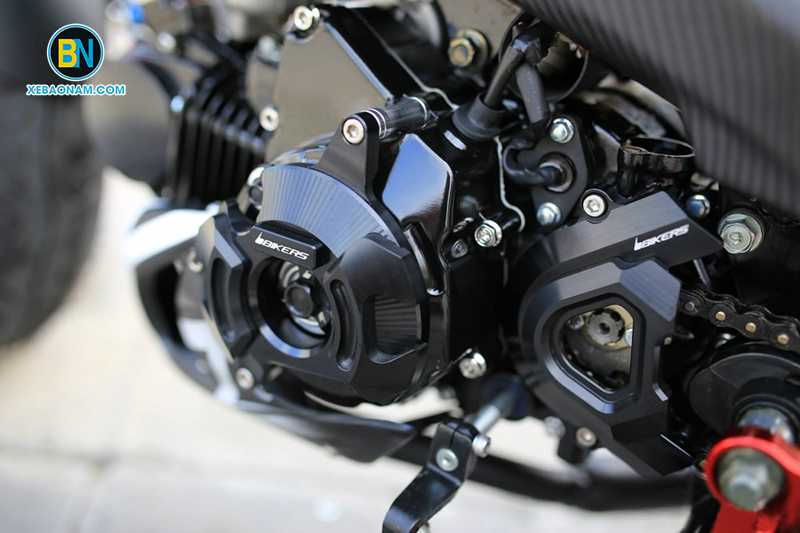 Xe máy điện Ducati Monster 110
