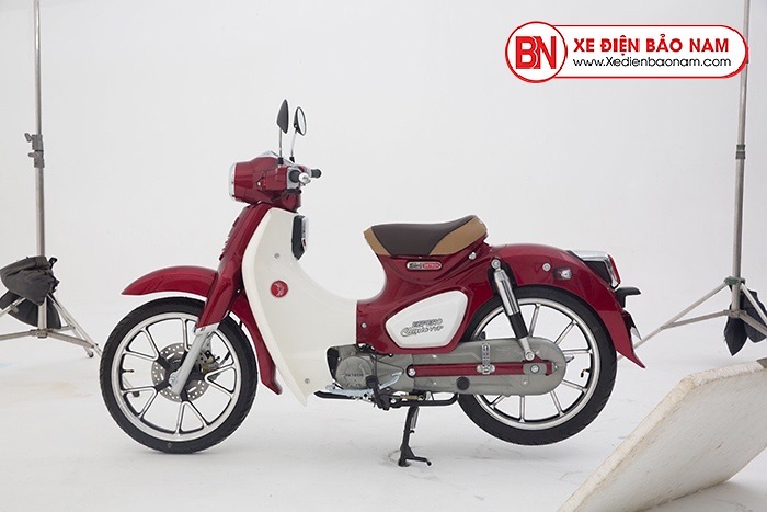 Xe máy Cub Classic Espero Detech 50cc màu đỏ